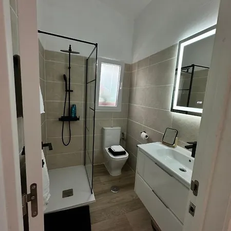 La Casa De Paseka * 阿德耶