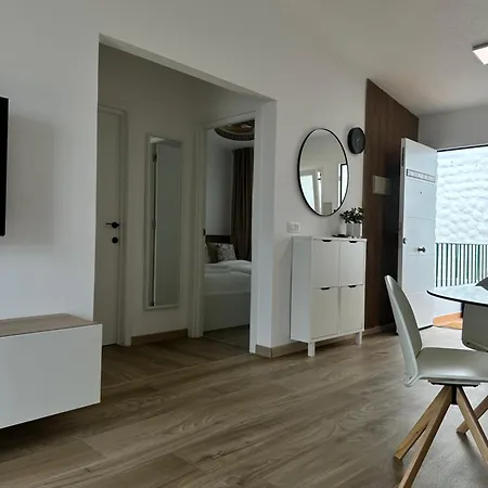 La Casa De Paseka * أذيخي