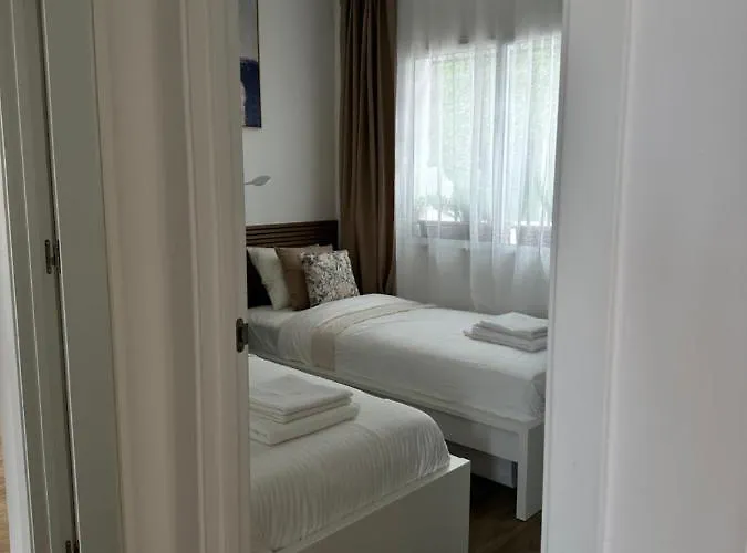 La Casa De Paseka Апартаменты *